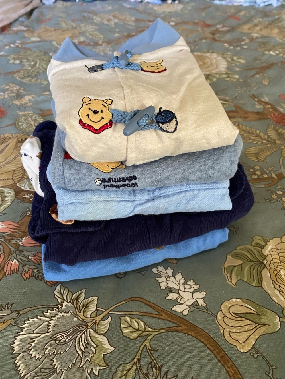 FOUR Matching Sets - Picture 15 of 15